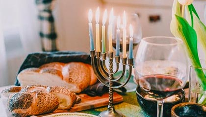 星空体育入口-雷丁客场不敌，保级前景蒙上阴影，雷丁近期战绩